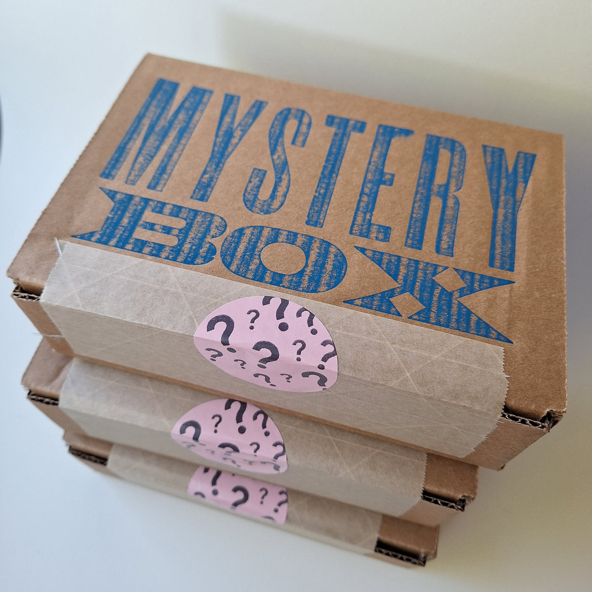 How to buy an  mystery box - Cantech Letter
